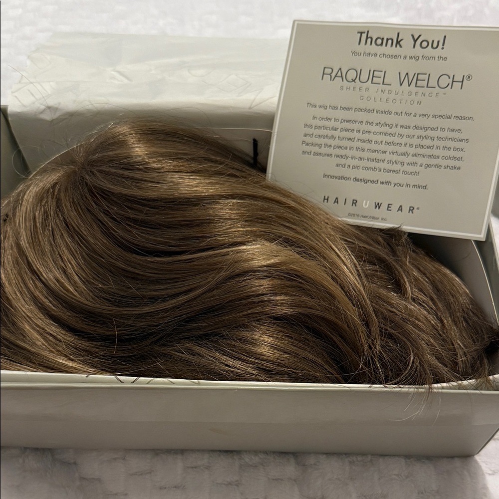 Raquel Welch Luxurious Brown Hair Wig